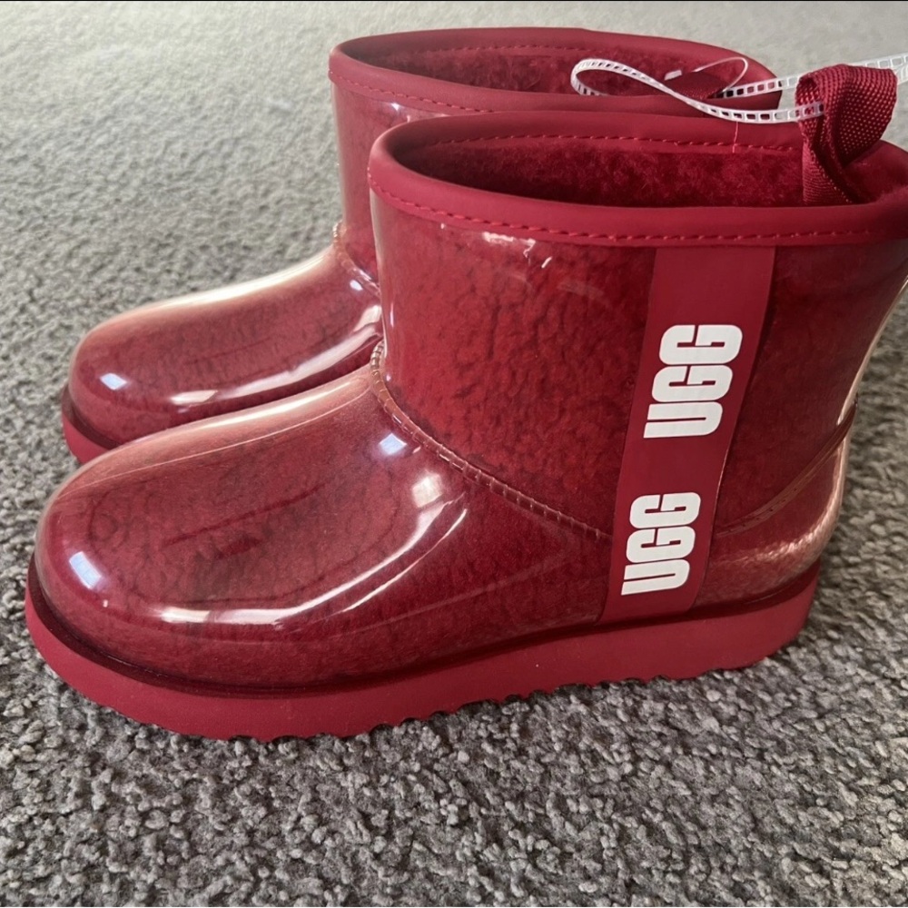 UGG Classic Clear Mini Womens Waterproof Cold Weather Winter Boots US 4